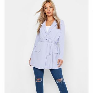 Meet your Posher, Lizzette